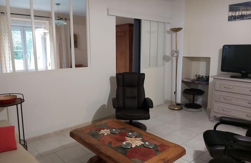 Haudrecy House | Vrbo Property