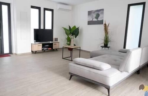 Manapany-les-Bains House | Villa Ti Sable Plage 14 Personnes