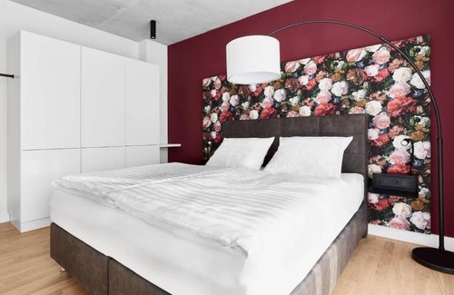 Berg Apartment | Livisit Bergpartment 28 - Doppelbettzimmer 27 qm - mit Küchenzeile und Bad