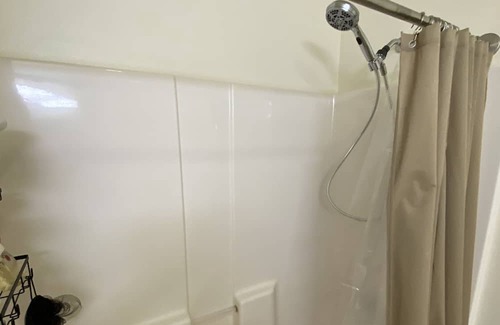 Palm Springs Apartment | 1 bedroom full access apartment -5 min from the strip