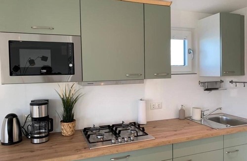 Kragenæs Boat Rental | Hausboot Moby Chic für 5 Pers. mit Großer Dachterrasse in Kragenæs auf Lolland