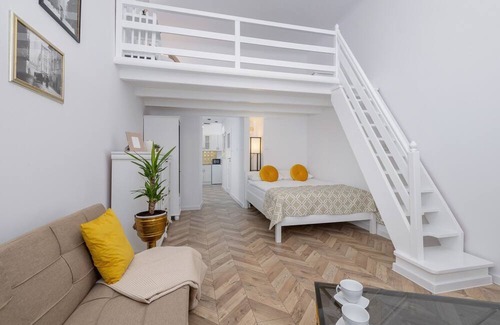 Kazimierz Apartment | Studio | Mezzanine | Balcony | Cracow