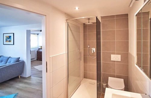 Frickenfelden Apartment | Holiday apartment Lea