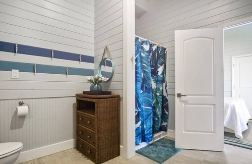 Port Bolivar House | Paradise Palms, Beachfront, Sleeps 10, 3/4, Pet Friendly