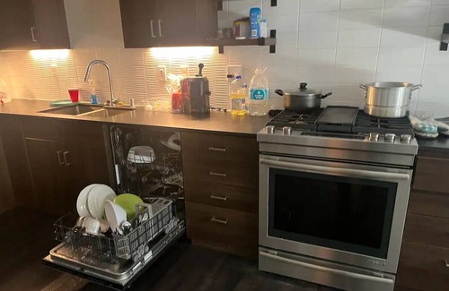 Enterprise Apartment | hello this place has a rooftop lounge and 24 hour gym access 10min off strip