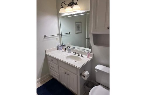 Shreveport House | Charming 4/3 in Twelve Oaks