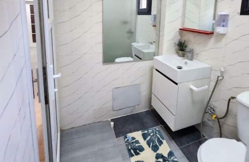 Dakar Apartment | Elegant Appartement F3 - Point E Dakar. Sécurisé & Centrale Tout Service Inclus