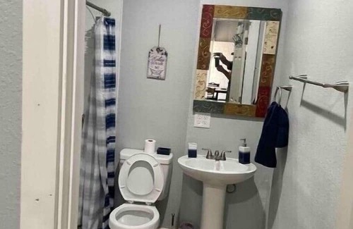 Port Lavaca Apartment | Sunset Haven: Your Seaside Escape