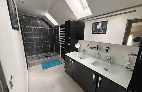 Rungis Bed & Breakfast | Location 2 Chambres Tout Confort Spécial JO Paris 2024