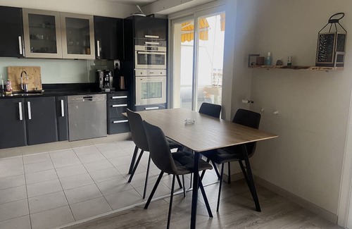 Saint Maurice Apartment | Bright T3 with balcony