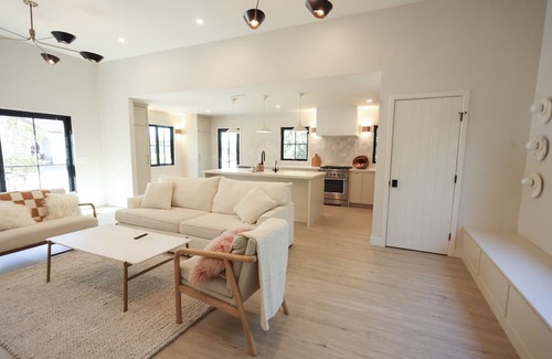 Kit Carson Cottage | Beautiful Orchard Guest House