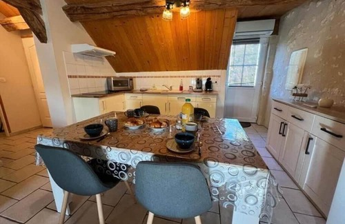 Mareuil-sur-Cher Apartment | COSY ACCOMMODATION~CLIMATE CONTROL~ZOO DE BEAUVAL