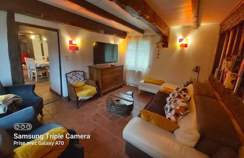 Annebault House | Homerez - House 12 km away from the beach for 8 ppl. with garden at Annebault
