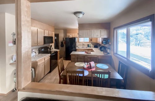 Dotsero House | 2-story riverfront home near fishing & hiking with grill, river views, streaming