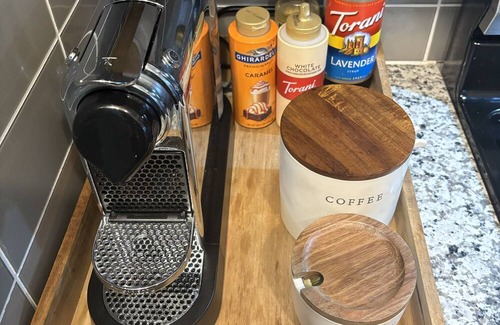 Addicks Apartment | Luxury cozy room“ The Healing Era “ with private bathroom near Katy I10 Park Row