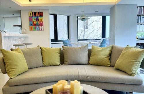 Daan Apartment | Luxury 3-bedroom apartment in Da'an Treeline Central Taipei with Elevator