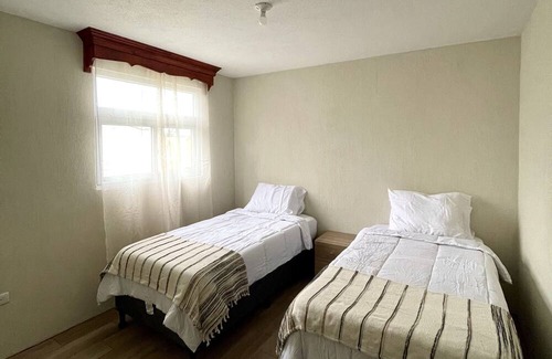 Quetzaltenango House | Ideal for families or groups, newly furnished duplex!