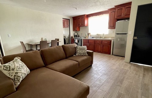 Quetzaltenango House | Ideal for families or groups, newly furnished duplex!