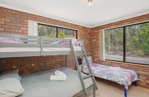 Barragga Bay Apartment | Cuttagee Beach Cottages Unit 2