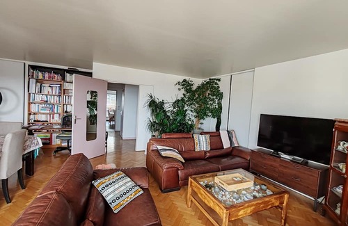 Combat Apartment | Spacieux T6 de 160 m2 en Duplex Avec vue Panoramique de Paris. Idéal !