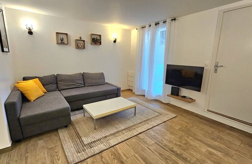 Sevran Apartment | Appartement Cosy Refait à Neuf Proche Parc des Expositions et Aéroport CDG