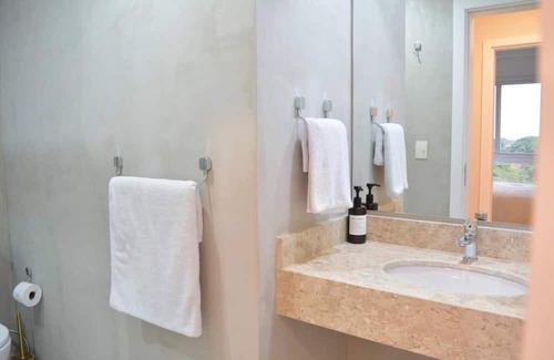 Asuncion Apartment | Chic 1BDR: Prime Location in Brand-New Building I