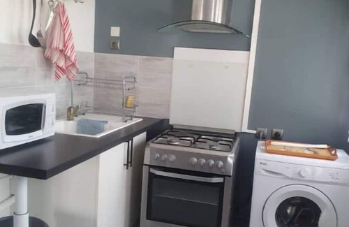 Mesnil-Sellieres House | Petit Logement Indépendant - Calme Avec Cour Sécurisé - 10 Minutes de Troyes