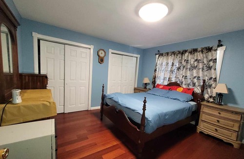 New Paltz House | Classic Getaway