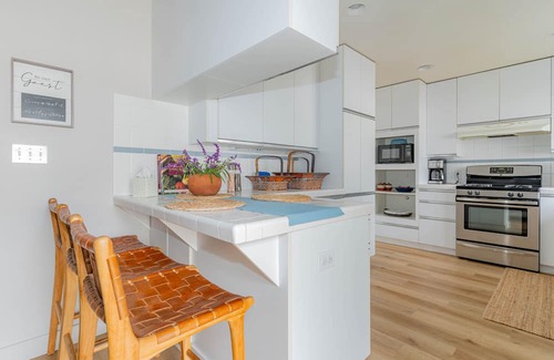 Novato House | Refreshing Comfort Guest Suite