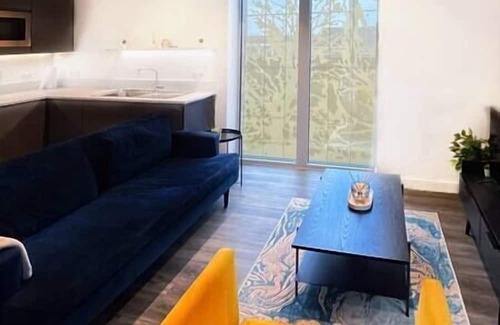 Abbey Wood Apartment | 2bed on Elizabeth line-5mins to Excel Custom House