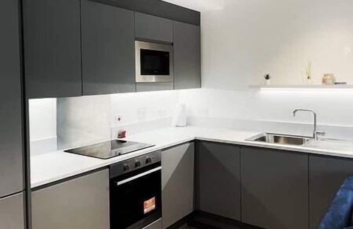 Abbey Wood Apartment | 2bed on Elizabeth line-5mins to Excel Custom House