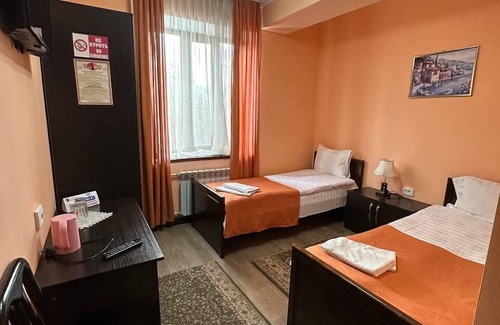 Karakol Bed & Breakfast | Akmaral