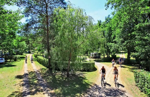 Carsac-Aillac RV Rental | Camping Le Plein Air des Bories* - ECOLODGE TENT 5/7p 7 people
