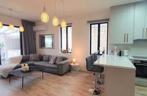 Platres House | Phaedrus Living: Luxury Maisonette Platres