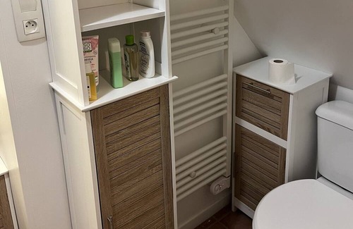 Beauvilliers Apartment | Studio Indépendant au Calme à la Campagne Avec nos 4 Ânes sur le Pâturage