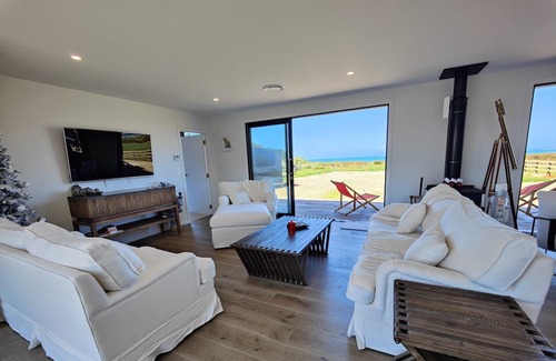 Colac Bay House | A Diamond in the Dunes