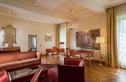 Rondo - Torretta House | Amazing Stay w/ Royal Stylish Decor! Pet-Friendly, Breakfast, Central Located