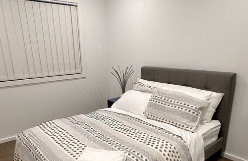 Australian Capital Territory House | A home to remember. Pet friendly home!