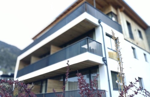Prutz Apartment | Wohnung Leona mit Südseitigem Balkon - Aenna Apart