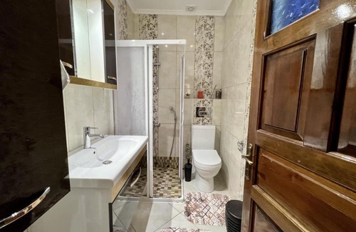 Bodrum City Center Apartment | House Close to Beach with a Sea View in Bodrum