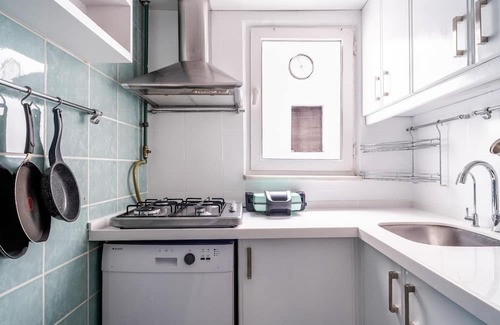 Kabatas Apartment | Magnificent Sea View Flat 5 min to Istiklal Square