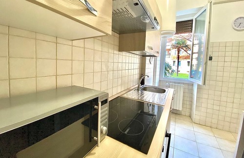 Binda Apartment | Flanking the Navigli, Modern and Spacious, with M2 Famagosta Subway