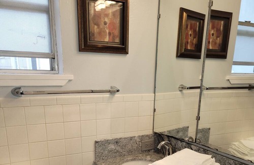 Caddo Heights-South Highlands House | South highland Classic one level close to everything and pet friendly