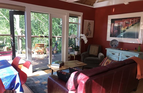 Tamalpais-Homestead Valley House | Charming private Mill Valley retreat close to Muir Woods GGBridge. Trees!