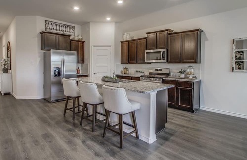 Aubrey House | New property nestled in a safe and cozy neighborhood in North Texas
