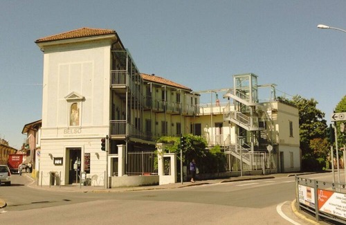 Rosate House | Elegant single room a few minutes from the highway exit towards Milan