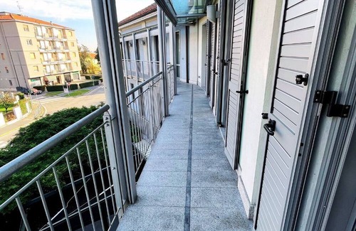 Rosate House | Elegant single room a few minutes from the highway exit towards Milan