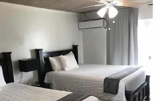 Jimmy Hill Apartment | Dolphin Suite Ocean Front Exuma Palms Resort!