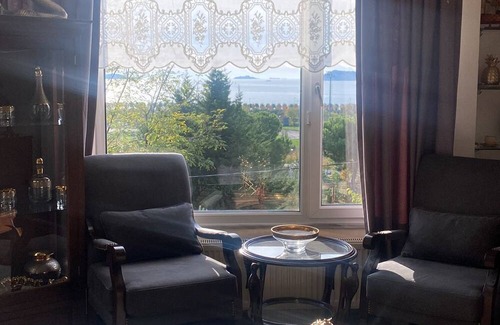 Maltepe Apartment | Wunderfull Panorama to Princess Island and seaview, close to Metro and Marmaray.
