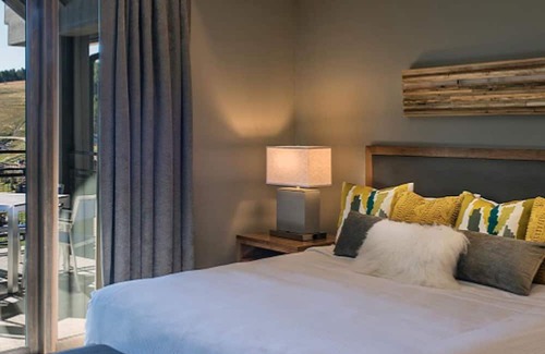 Boulder Ridge Resort | Breckenridge Slopeside Condo